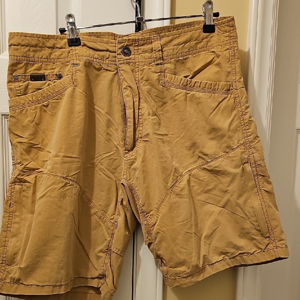Kuhl Men's Brown Cargo Shorts